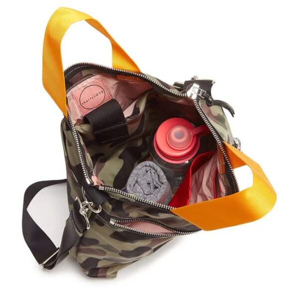 Shortylove Wonder Crossbody in Camo - Picture 3 of 7